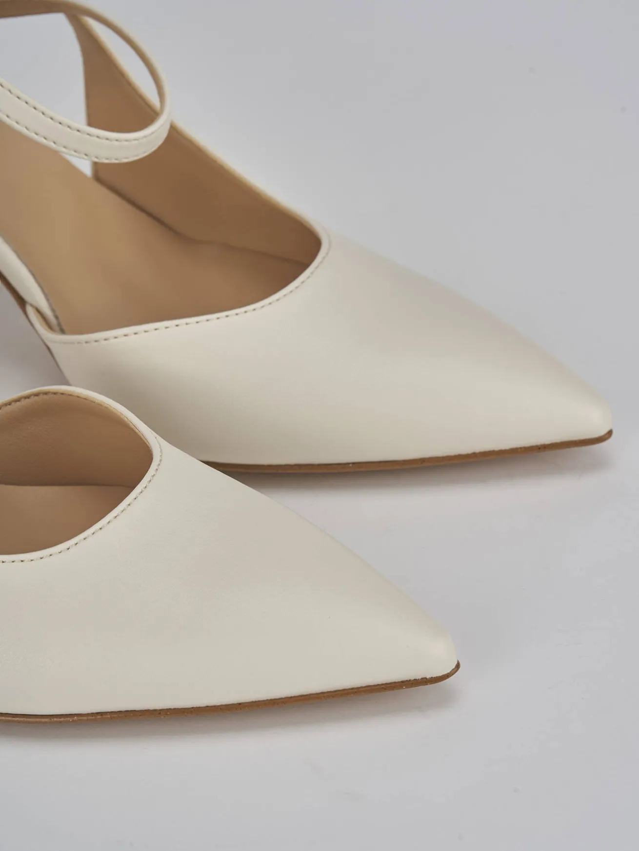 Slingback tacco 7cm pelle bianco