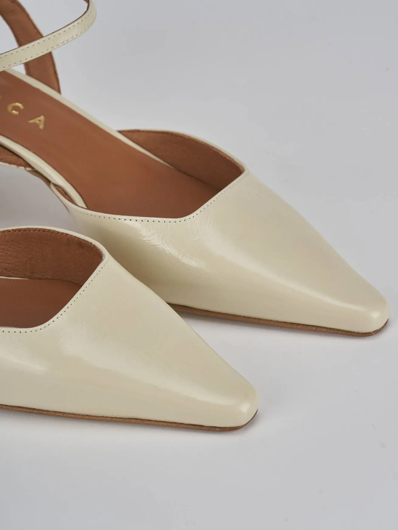 Slingback tacco 5cm vernice bianco