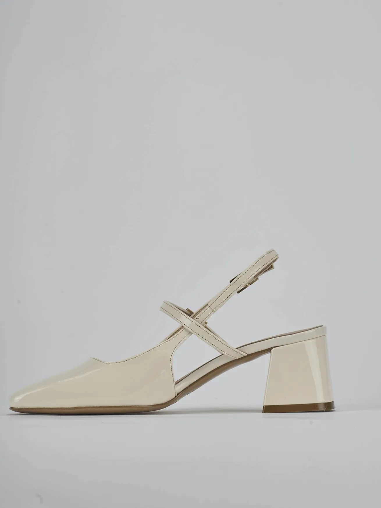 Slingback tacco 5cm vernice bianco