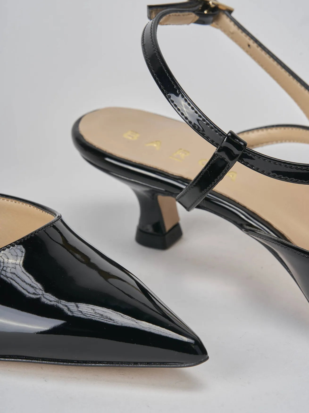 Slingback tacco 4cm vernice nero