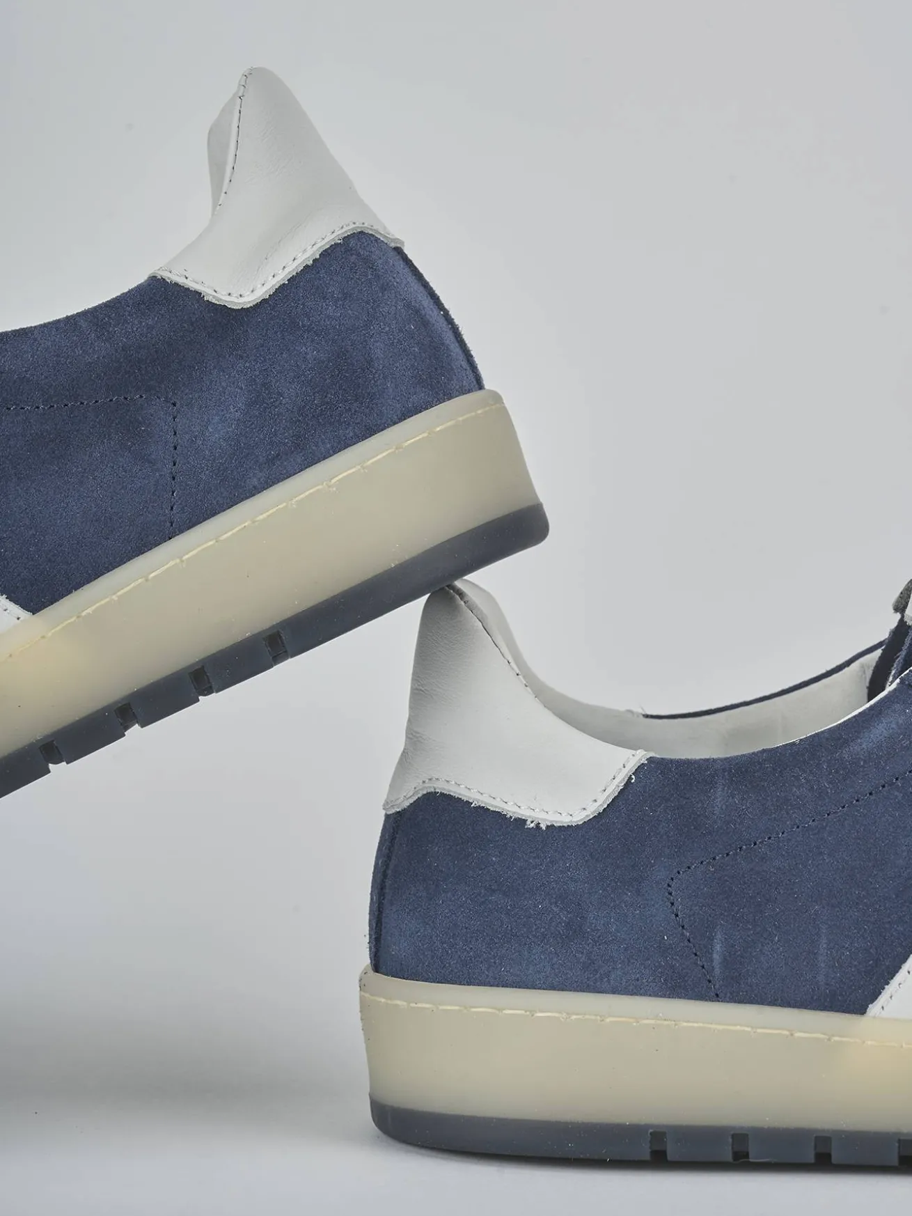 Sneakers camoscio blu