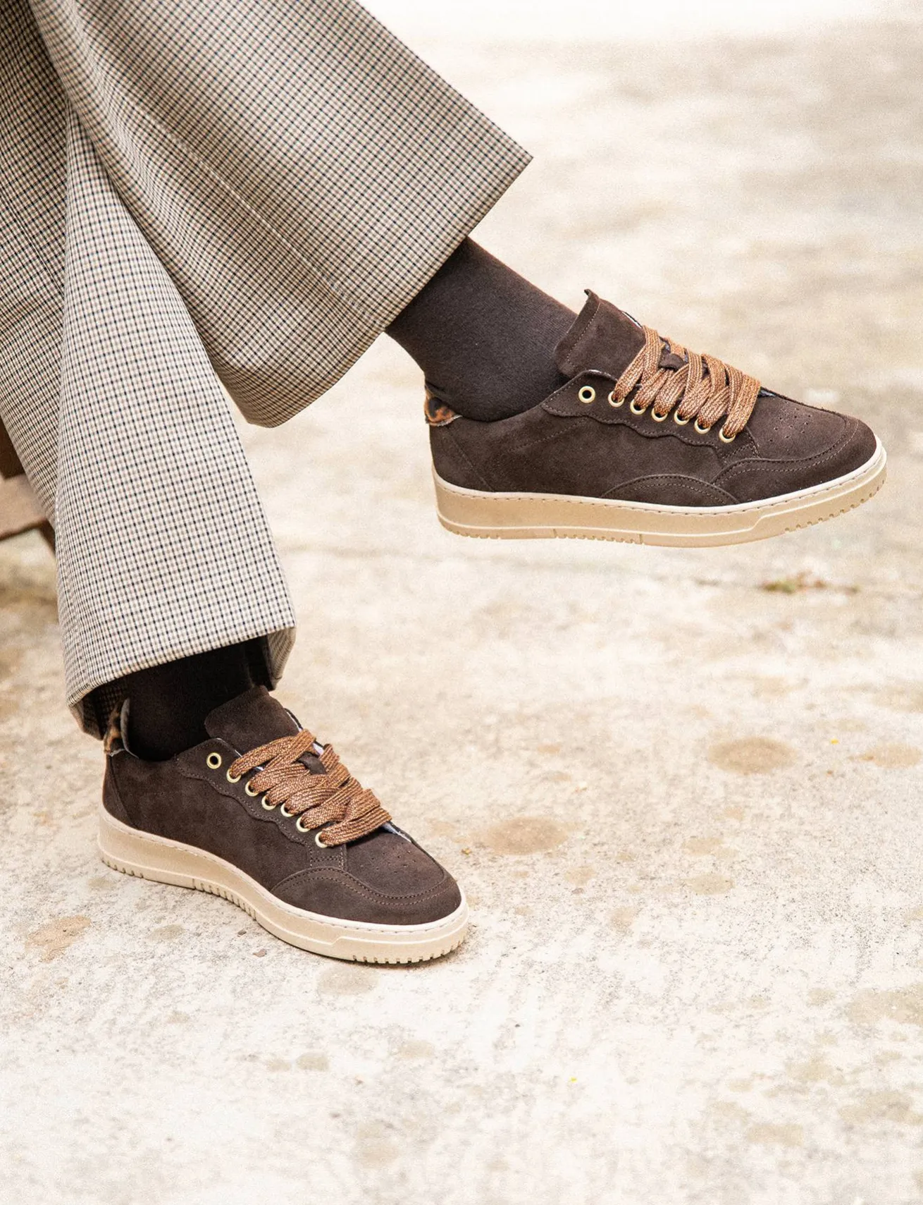 Sneakers camoscio testa