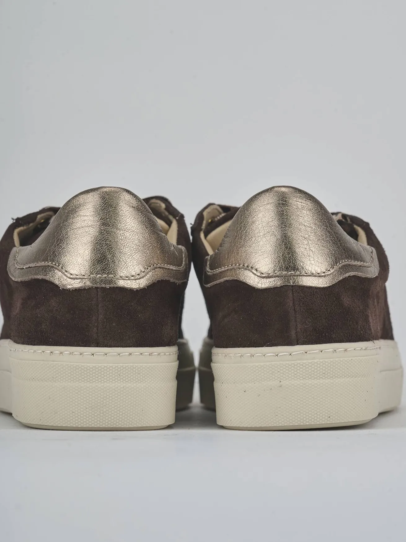 Sneakers camoscio testa