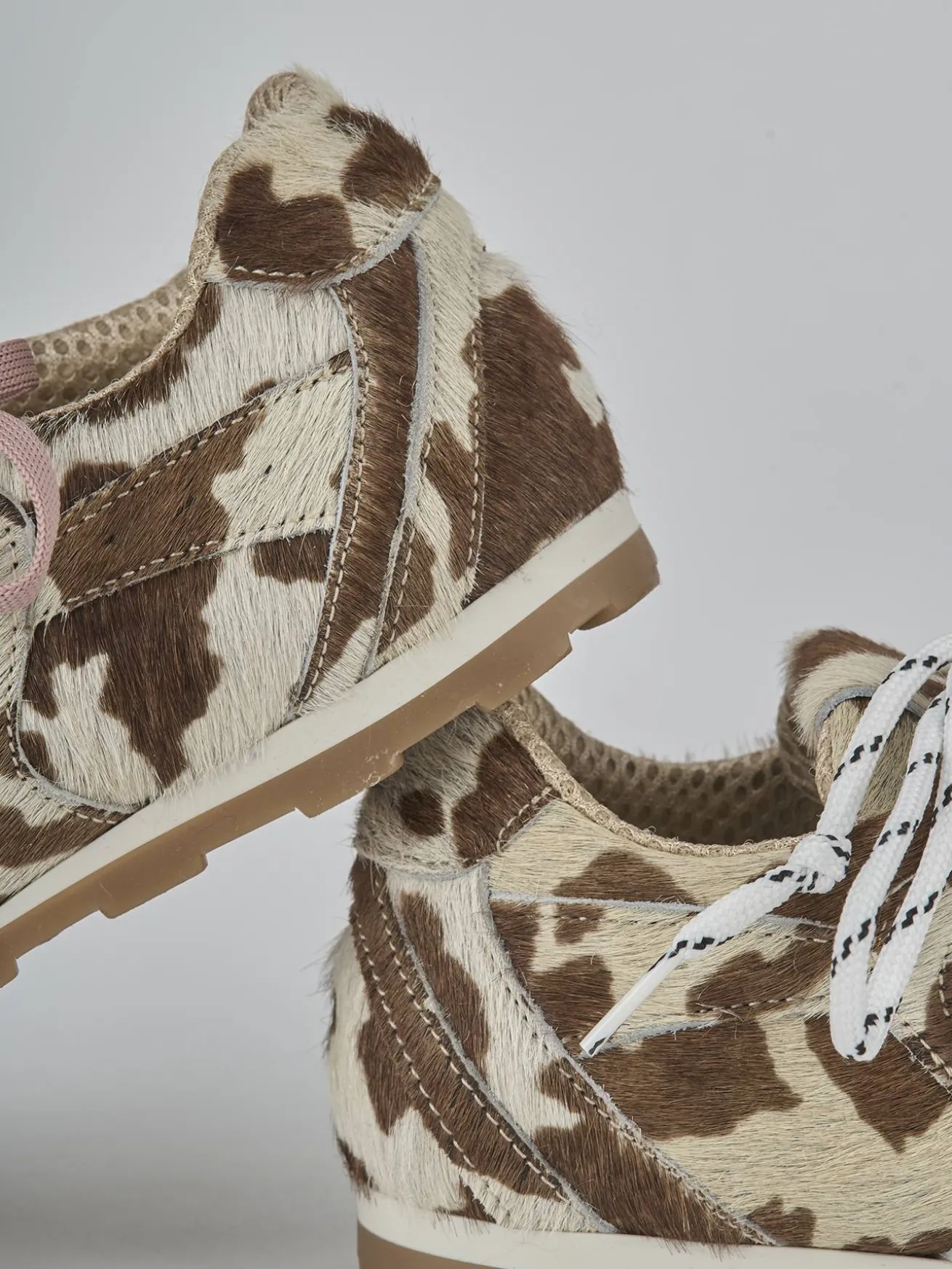 Sneakers cavallino beige