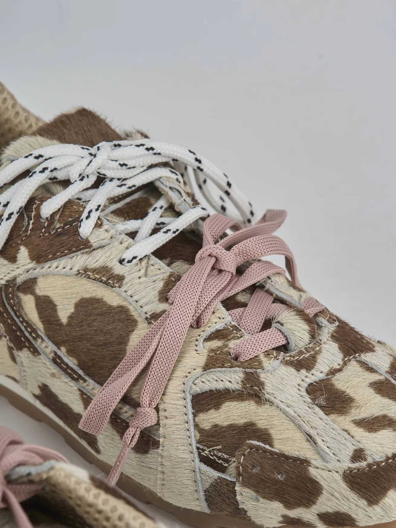 Sneakers cavallino beige