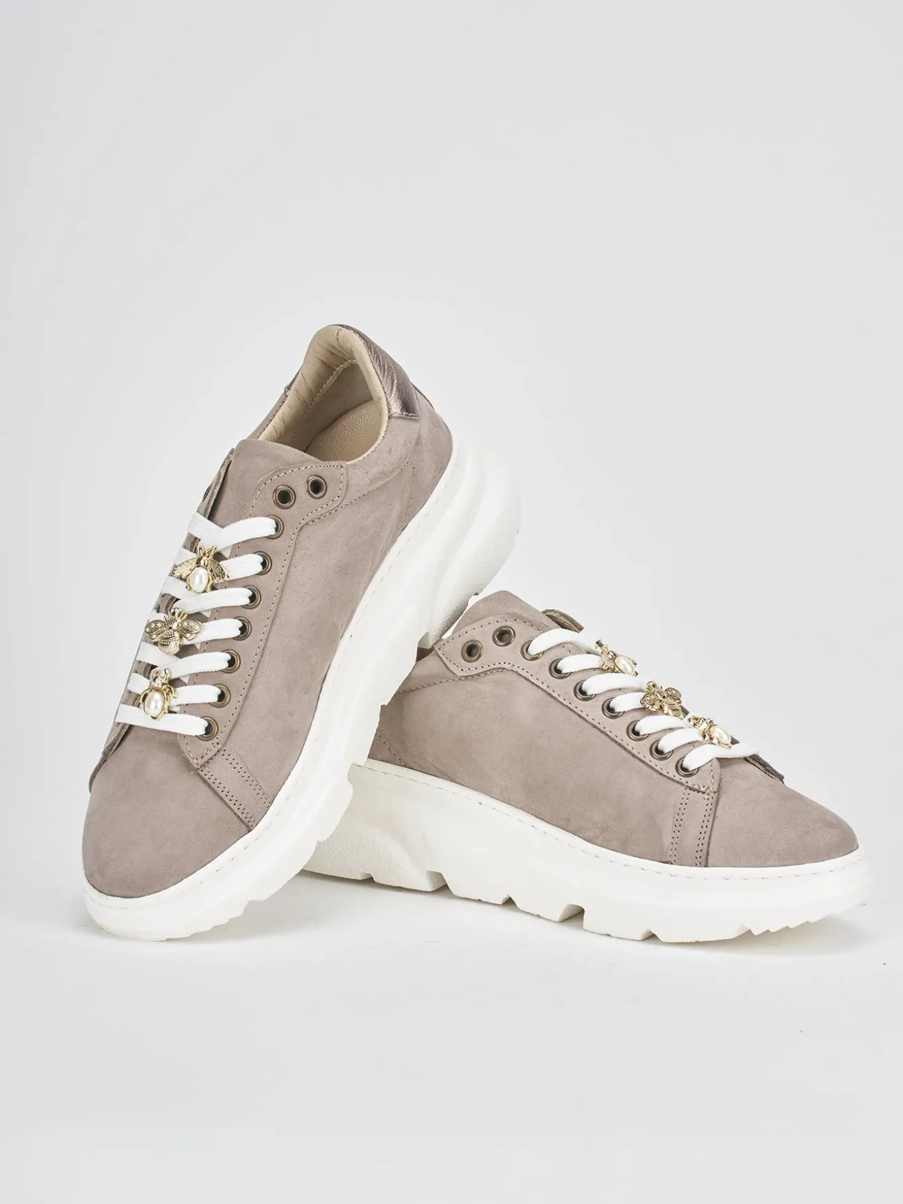 Sneakers nabuk beige