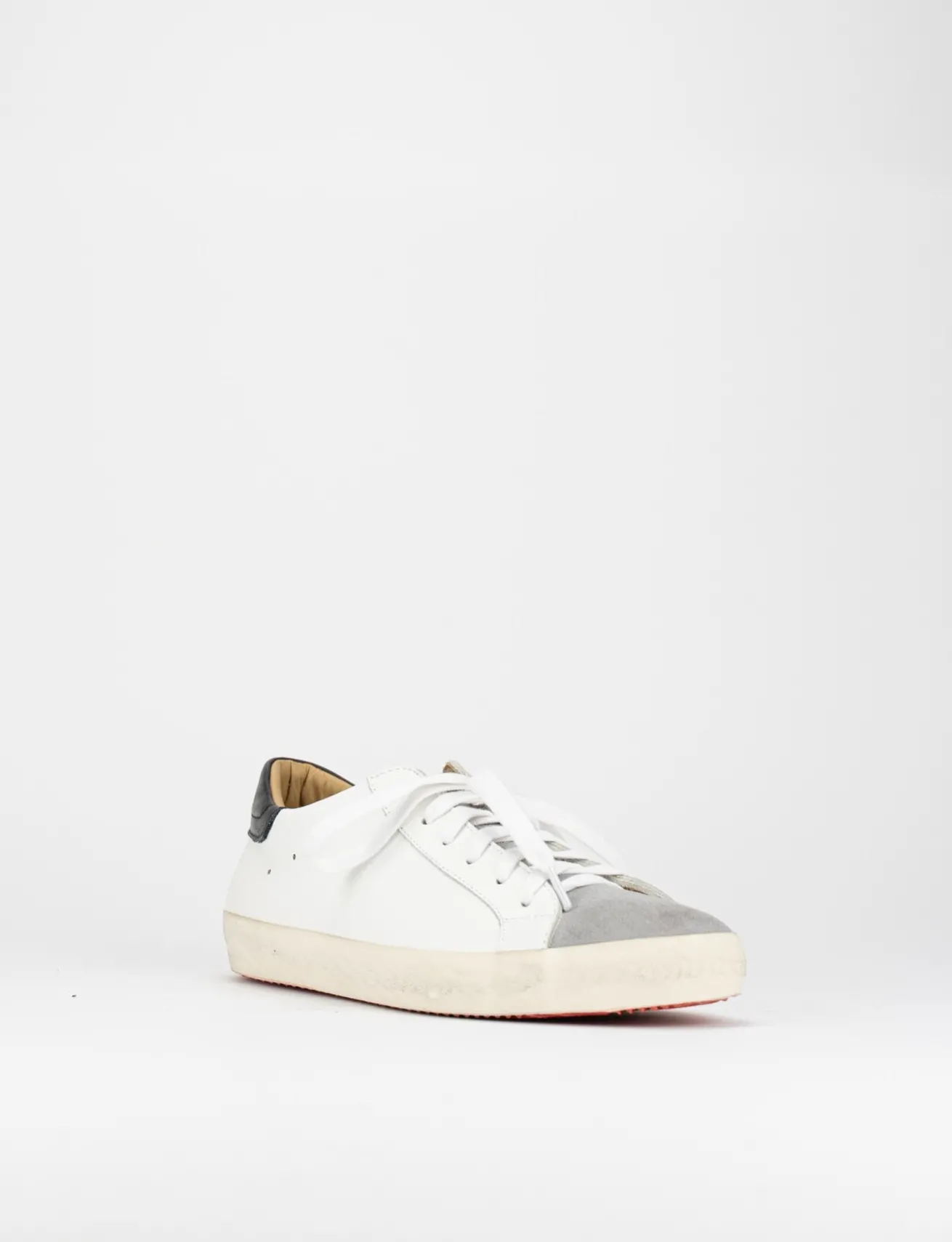 Sportive fondo gomma e soletto interno in vera pelle