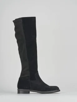 Stivale elasticizzato tacco 2 cm nero camoscio