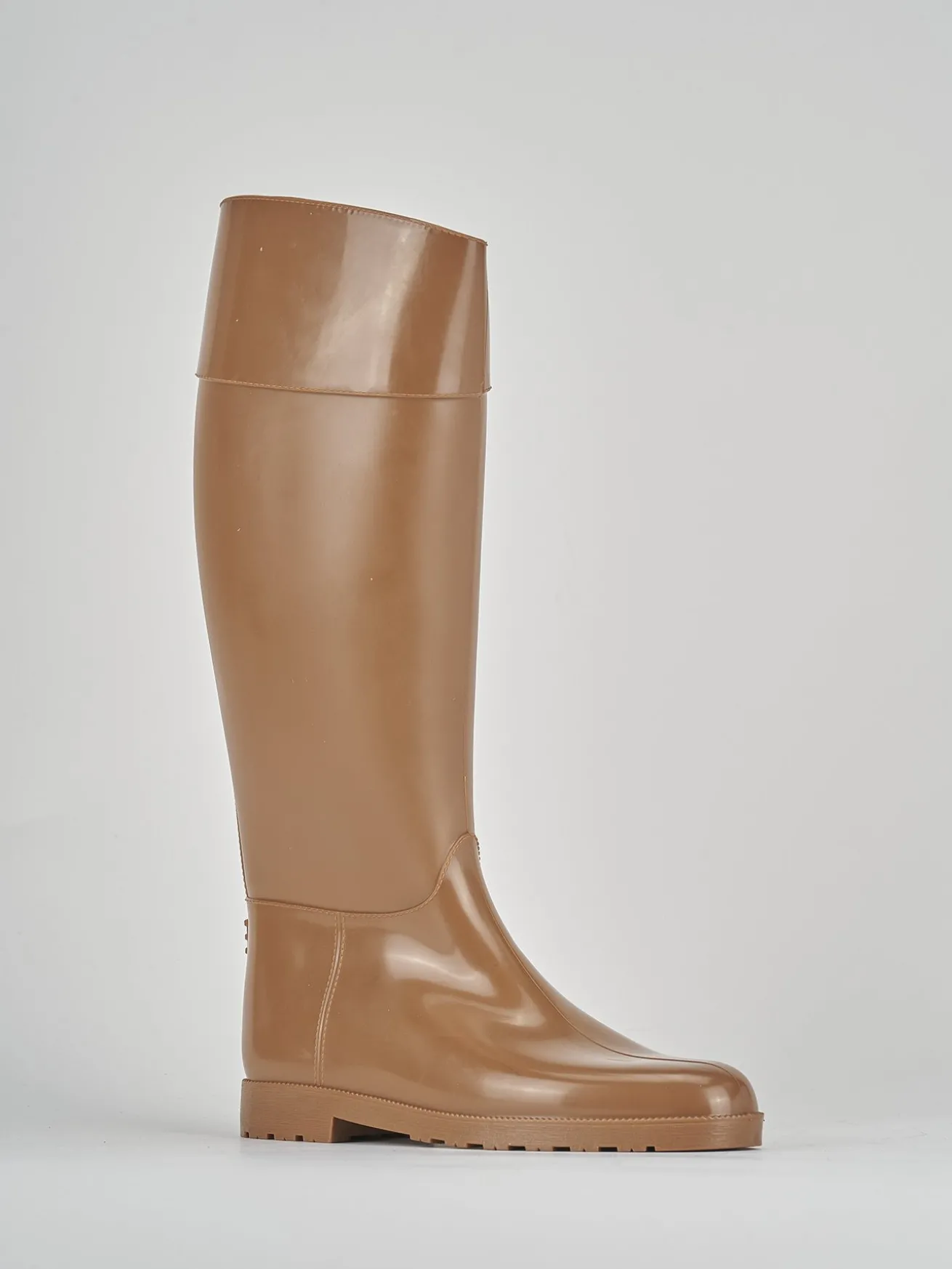 Stivale tacco 2 cm marrone gomma