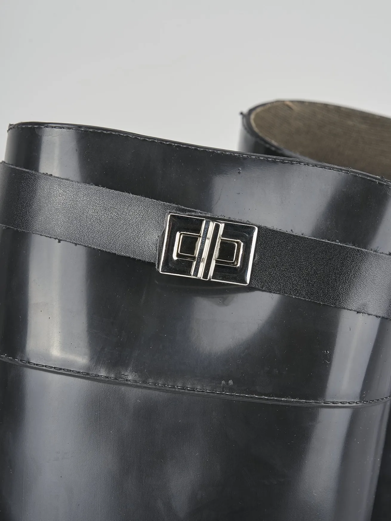 Stivale tacco 2 cm nero gomma