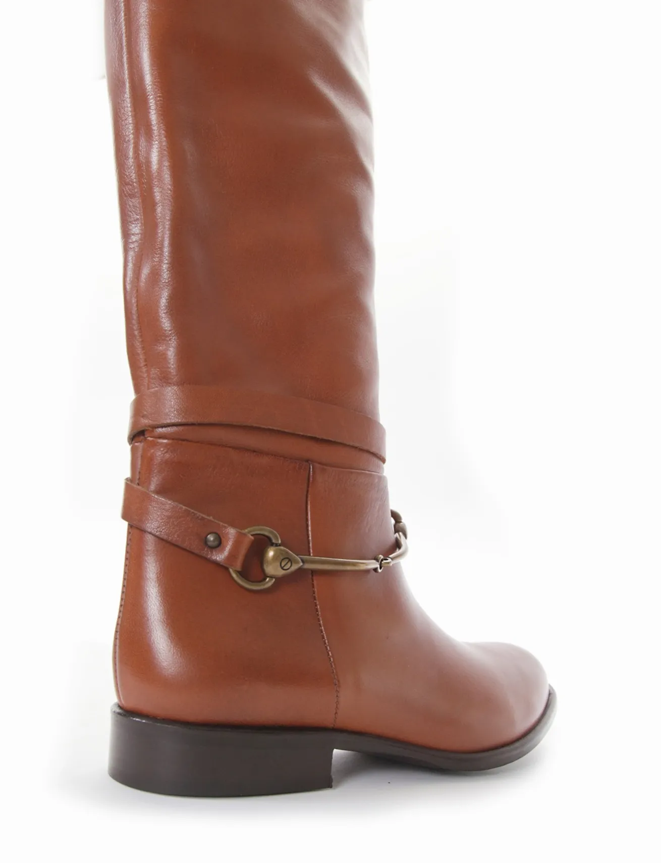 stivale tacco 2 cm cuoio