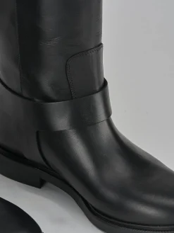 Stivale tacco 2 cm nero pelle