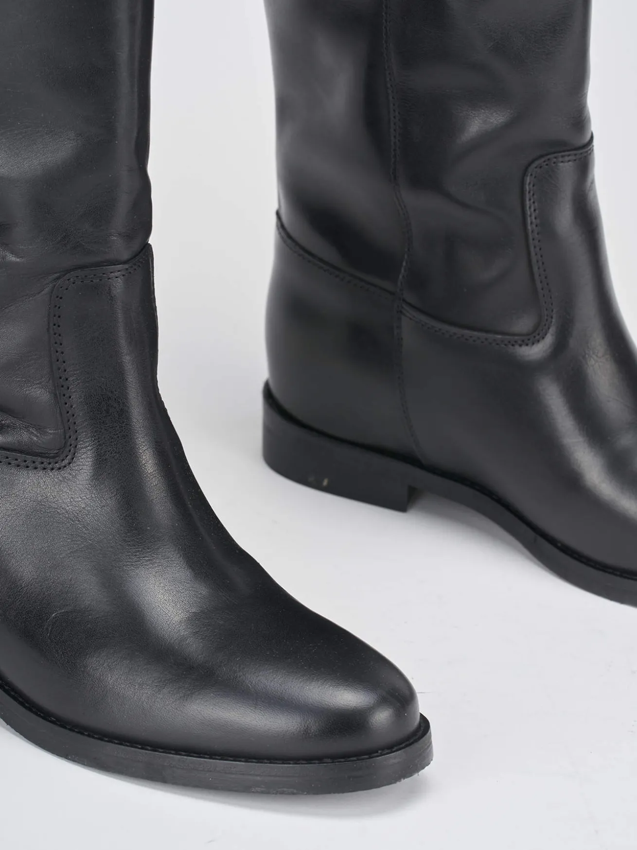 Stivale tacco 1 cm nero pelle