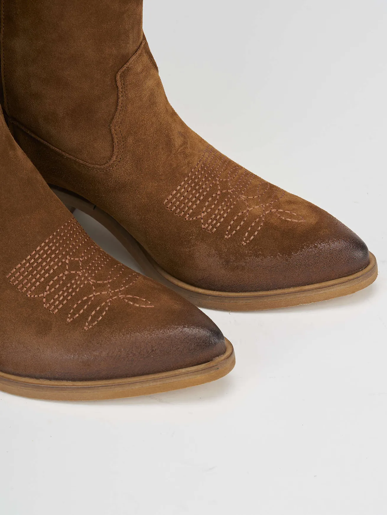 Stivale texano tacco 4 cm marrone camoscio