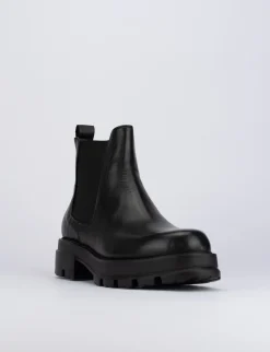 Stivale tronchetto tacco 2 cm nero pelle