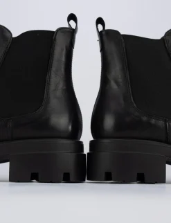 Stivale tronchetto tacco 2 cm nero pelle