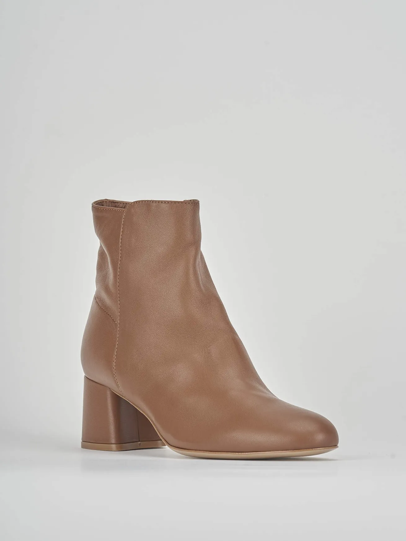 Stivale tronchetto tacco 5 cm marrone pelle