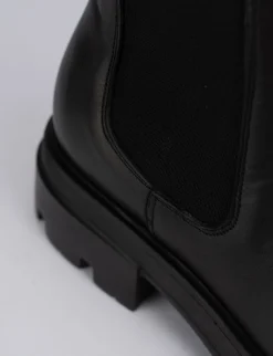 Stivale tronchetto tacco 2 cm nero pelle