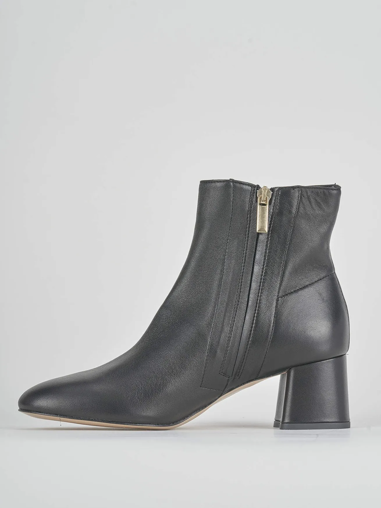 Stivale tronchetto tacco 5 cm nero pelle