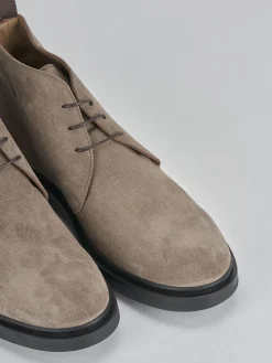 Stivaletti camoscio beige