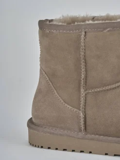 Stivaletti camoscio beige