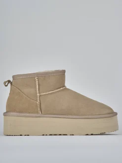 Stivaletti camoscio beige