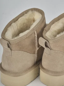 Stivaletti camoscio beige