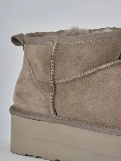 Stivaletti camoscio beige