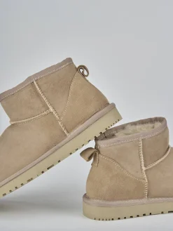 Stivaletti camoscio beige