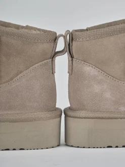 Stivaletti camoscio beige