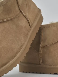 Stivaletti camoscio marrone