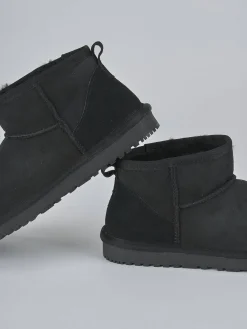 Stivaletti camoscio nero