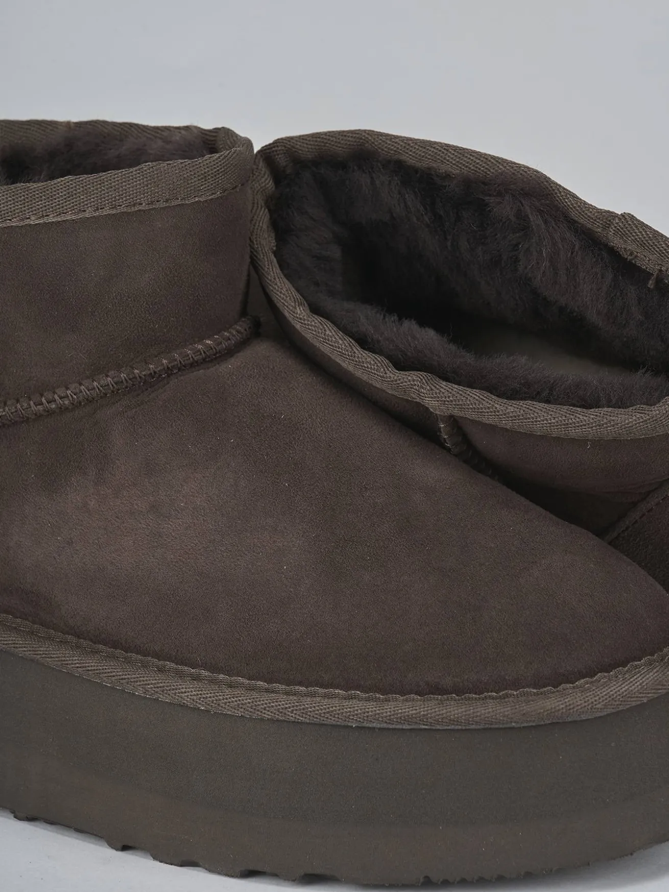 Stivaletti camoscio testa