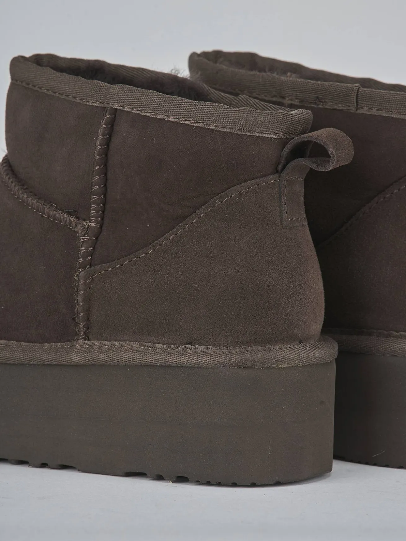 Stivaletti camoscio testa