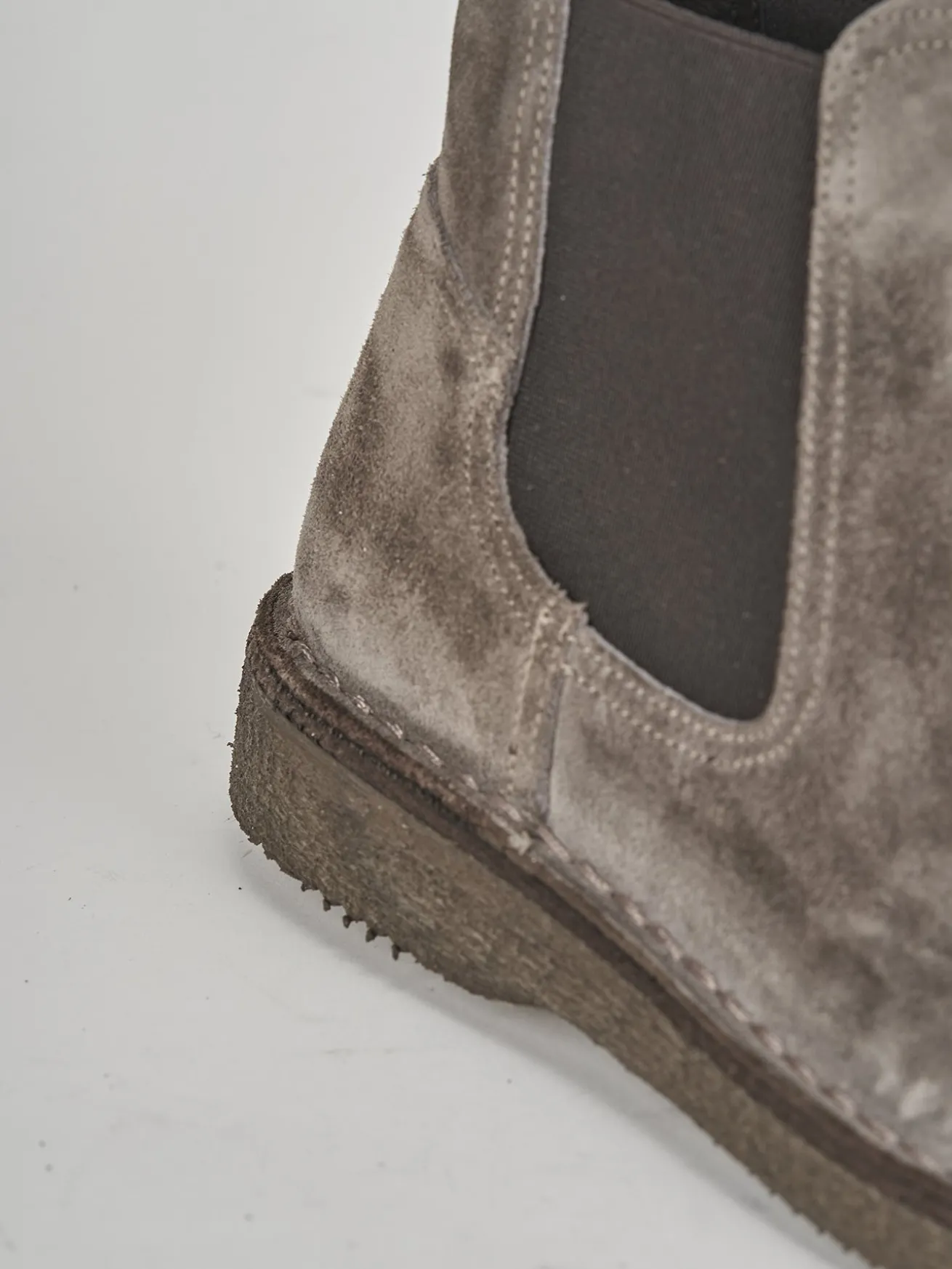 Stivaletti tacco 1cm camoscio beige