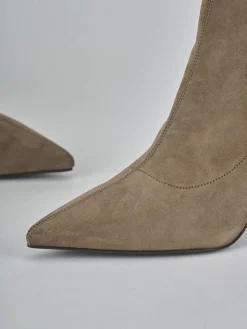 Stivaletti tacco 7cm camoscio beige