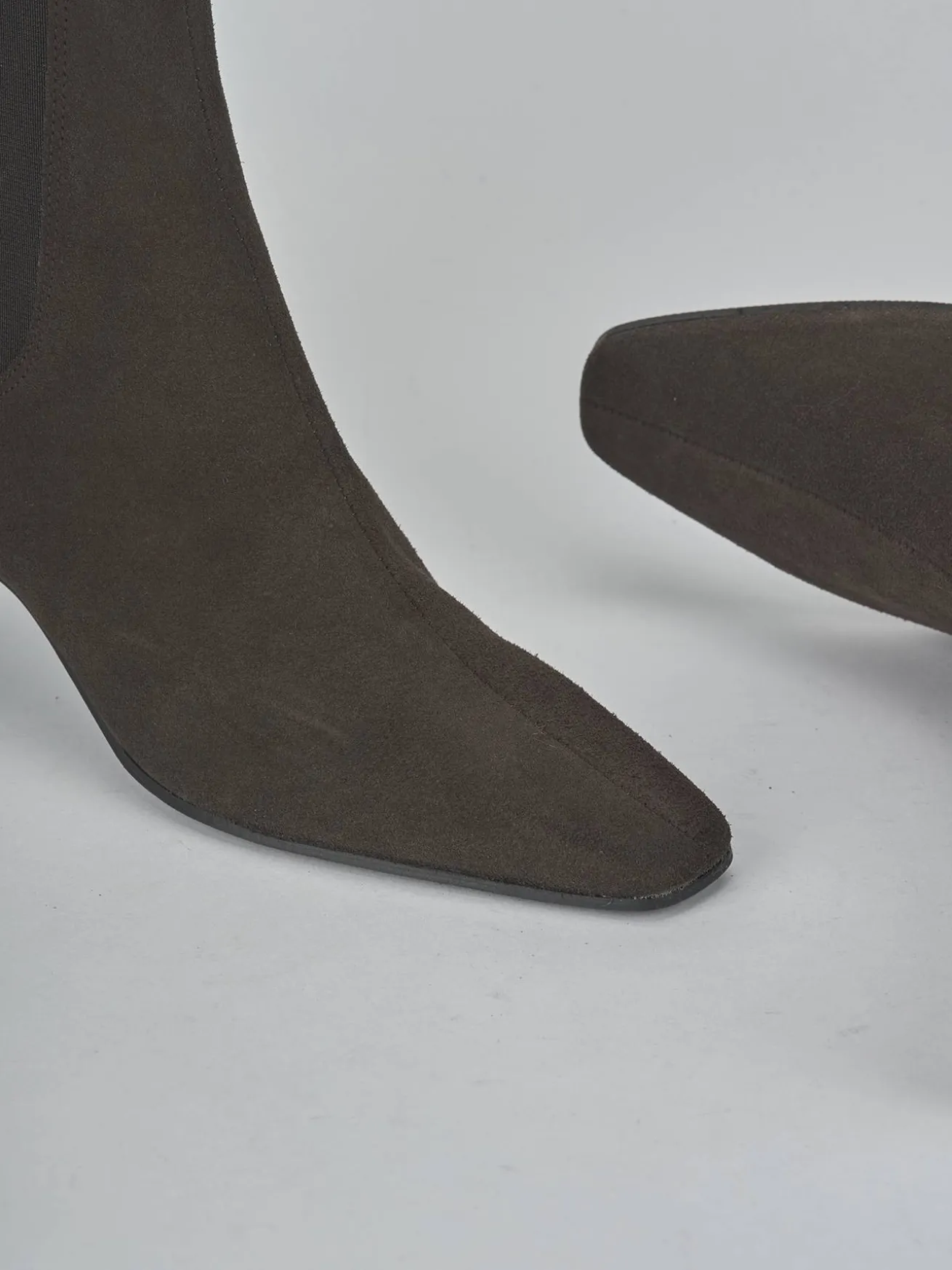 Stivaletti tacco 5cm camoscio testa