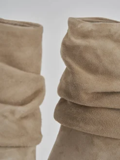 Stivaletti tacco 9cm camoscio beige