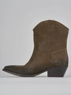 Stivaletti tacco 3cm camoscio beige