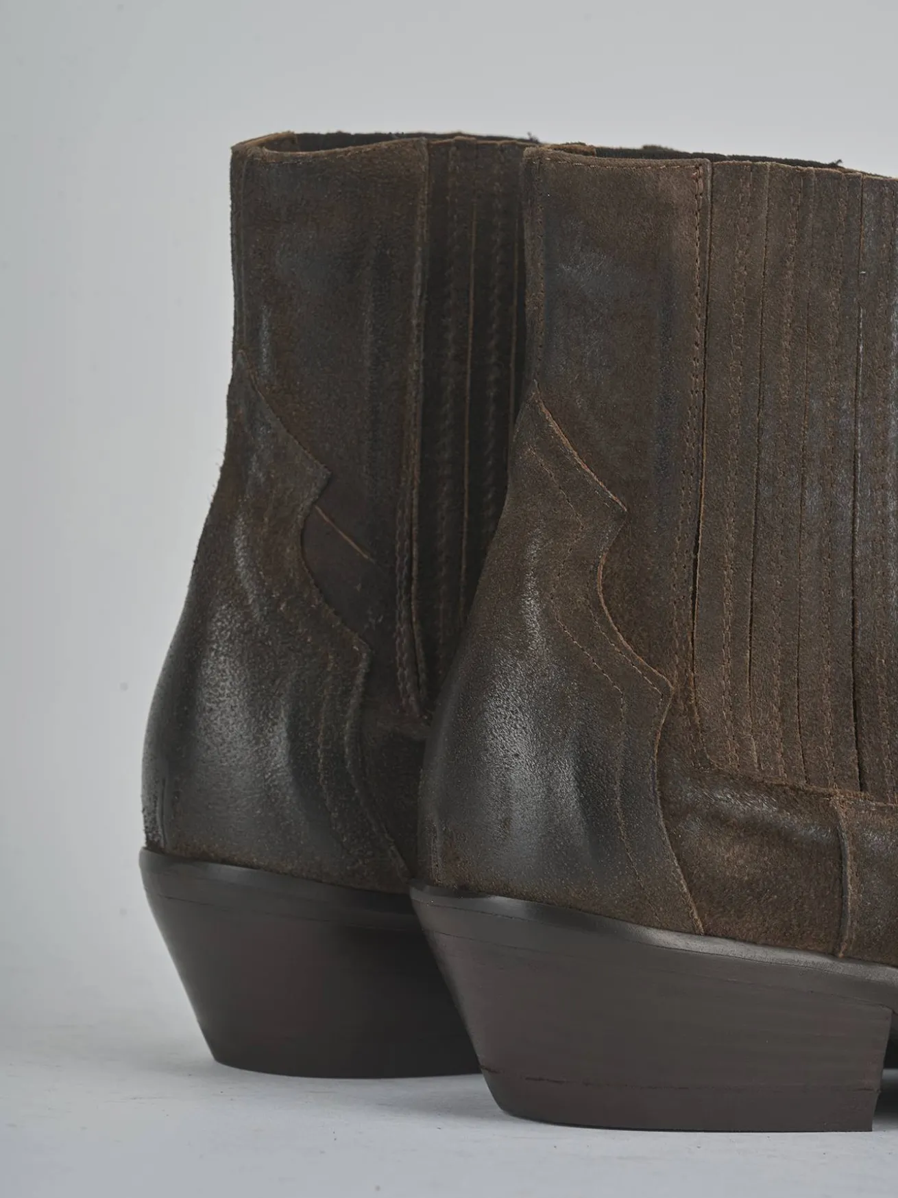 Stivaletti tacco 4cm camoscio testa