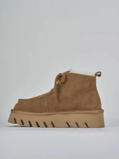 Stivaletti tacco 3cm camoscio marrone