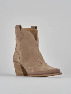 Stivaletti tacco 8cm camoscio beige