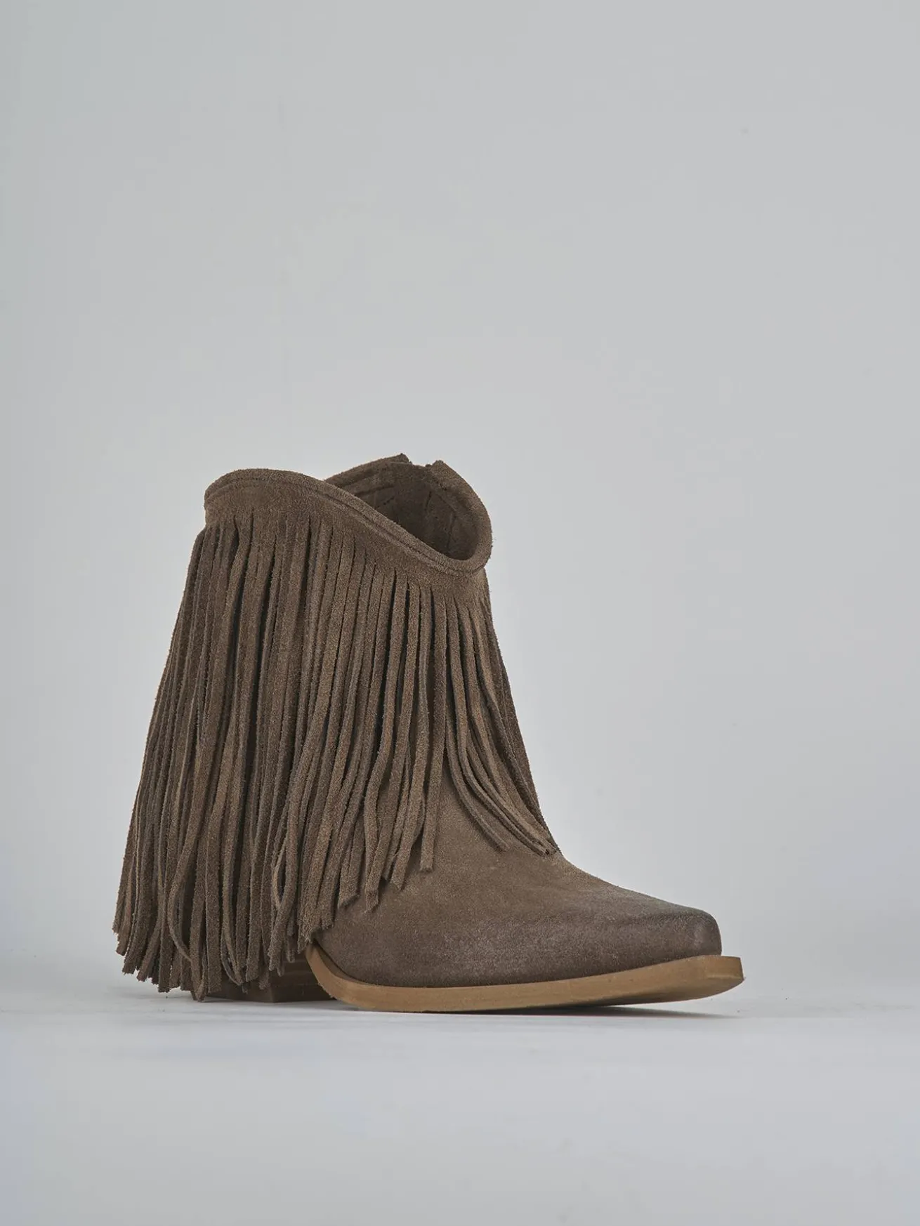 Stivaletti tacco 5cm camoscio beige