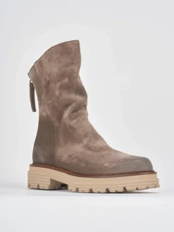 Stivaletti tacco 2cm camoscio beige