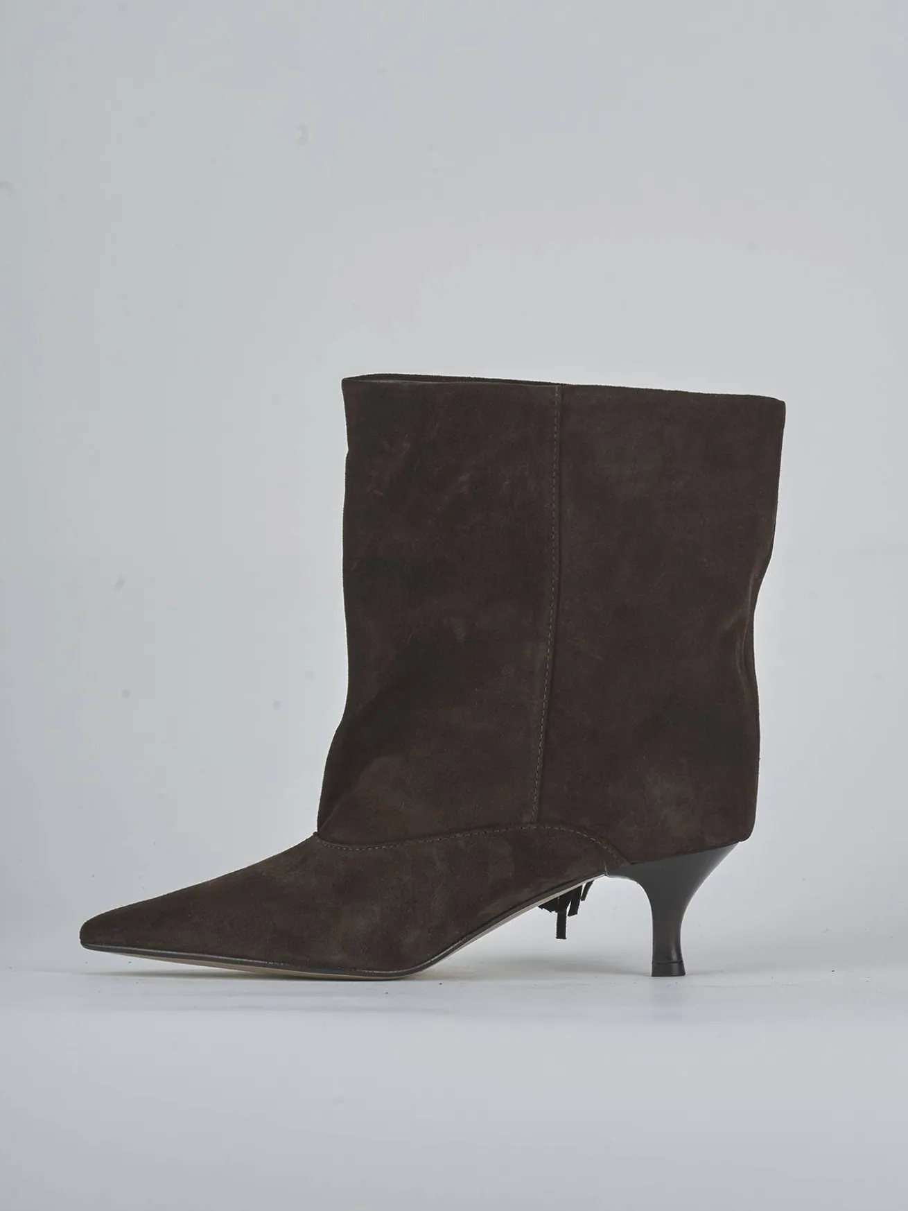 Stivaletti tacco 5cm camoscio testa