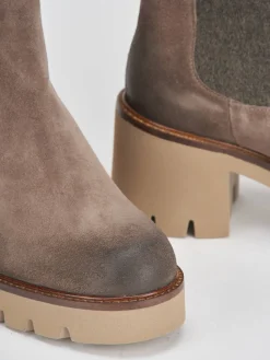 Stivaletti tacco 5cm camoscio beige