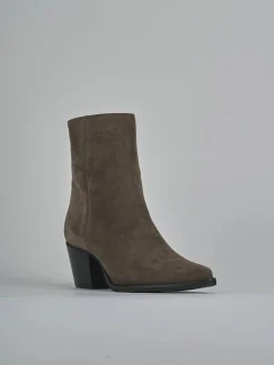 Stivaletti tacco 6cm camoscio beige