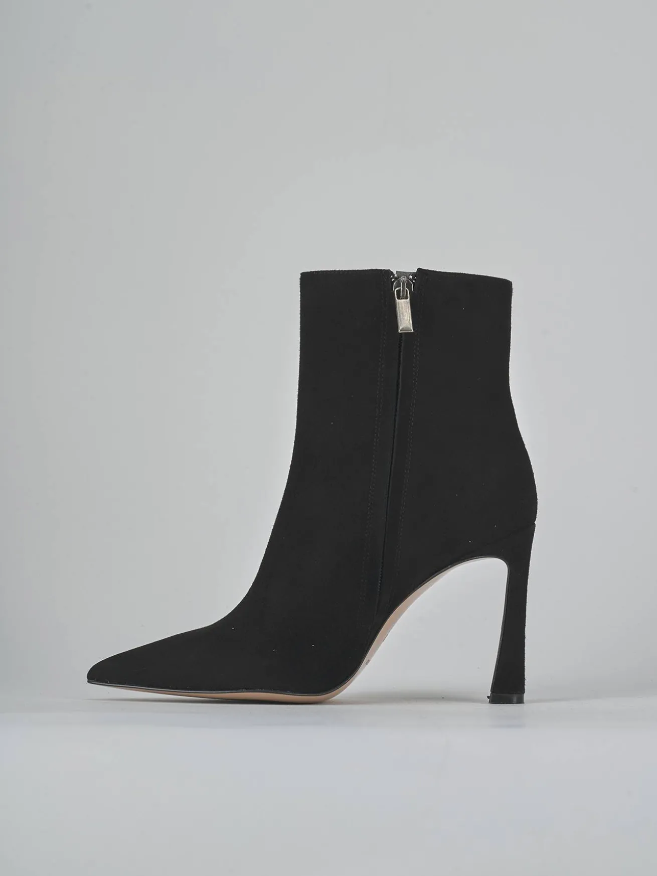 Stivaletti tacco 9cm camoscio nero