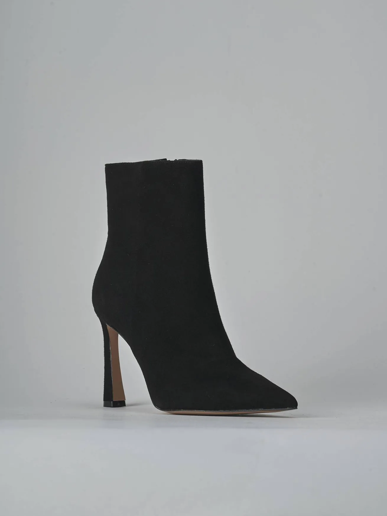 Stivaletti tacco 9cm camoscio nero