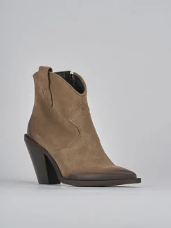 Stivaletti tacco 7cm camoscio beige